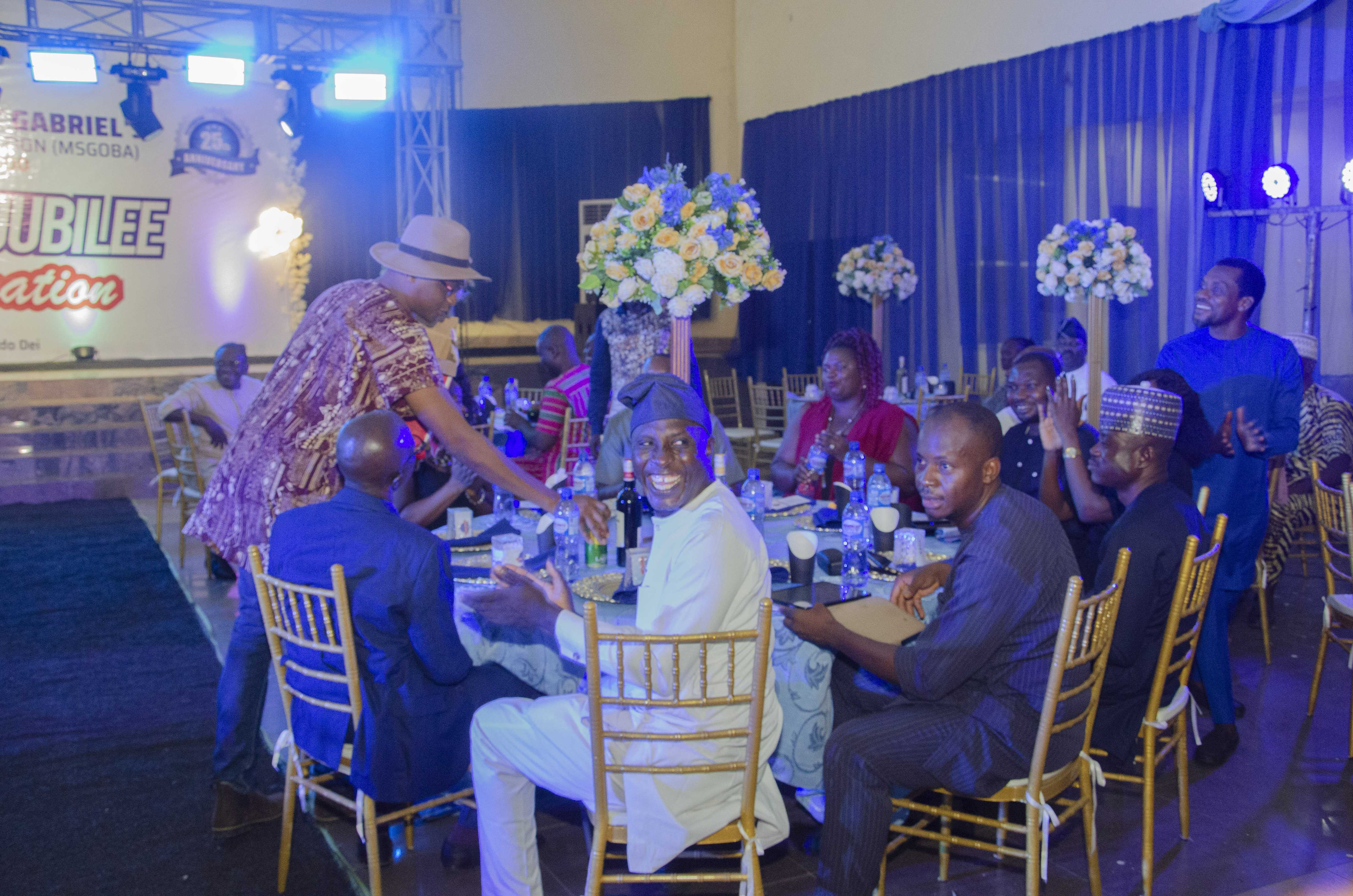 Set 2000 25th Anniversary album